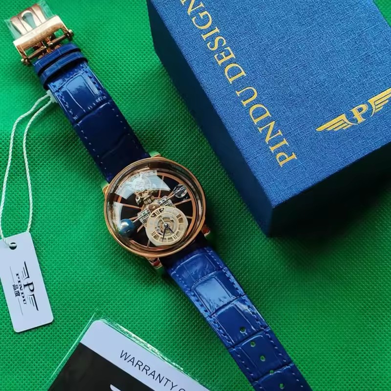 PINDU デザイン メンズ腕時計 透明な中空デザイン 天体 - Luxury Watch Jacob And Co のレビューと価格