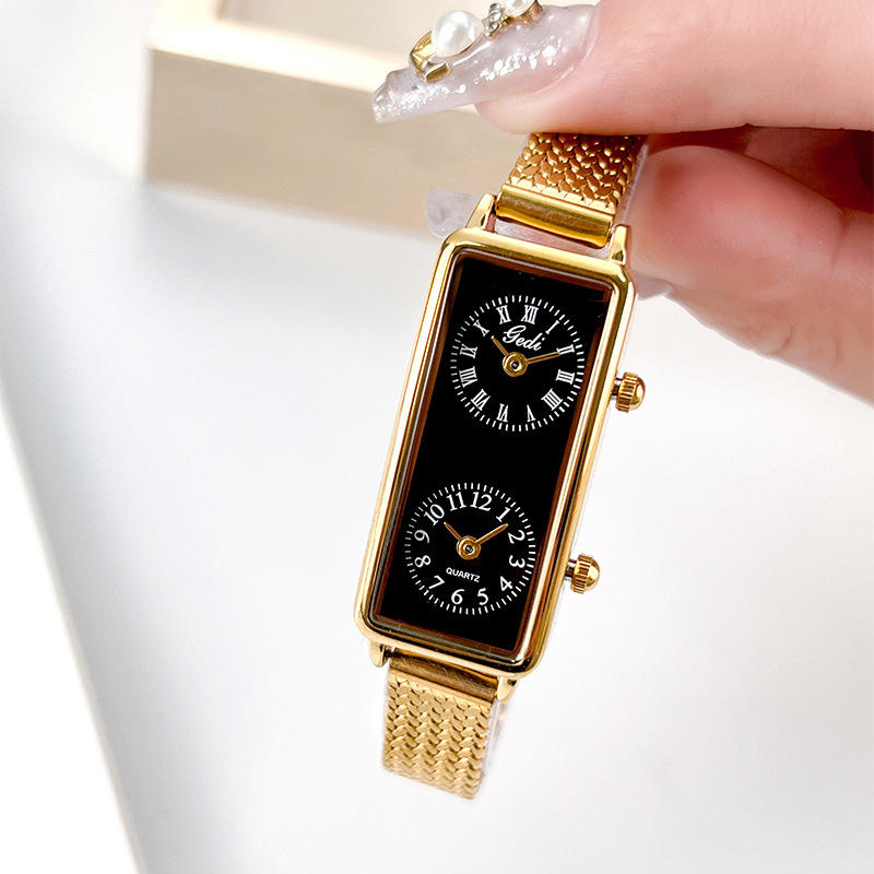 CQ549新型レジャークリエイティブデュアルムーブメントレデ - Luxury Watch Time のレビューと価格