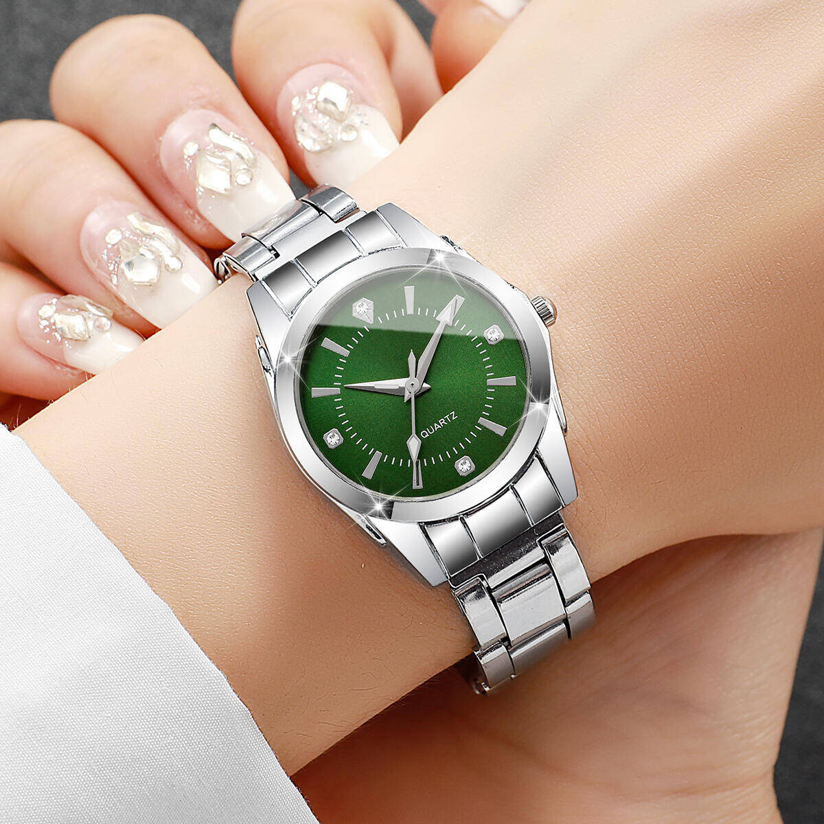 高級ラインストーンの女性の腕時計カジュアルクォーツ腕時計レデ - Luxury Watch Packaging Box のレビューと価格